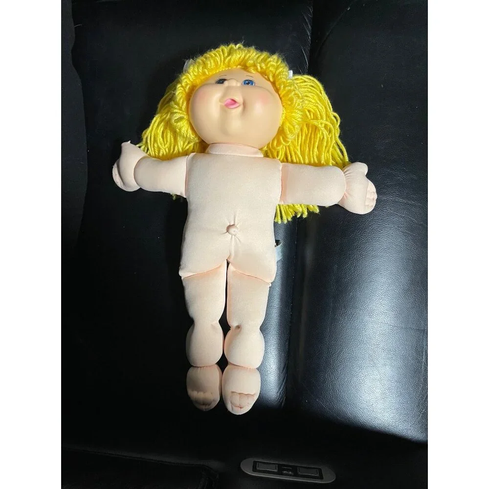 Cabbage Patch Kids Yellow Yarn Hair Doll In Pink & Gold Polka Dot Dress 2015